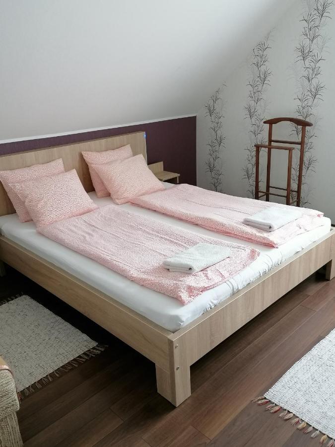 Fadora Apartman Tihany Buitenkant foto